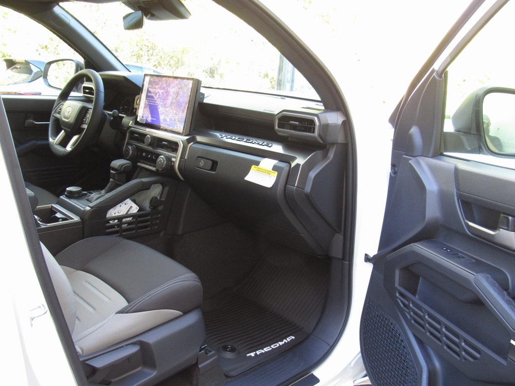 2025 Toyota Tacoma TRD Sport Double Cab photo 19