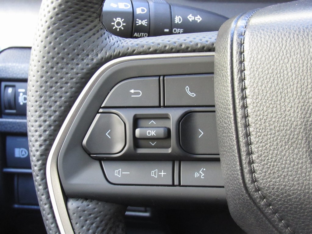 2025 Toyota Tacoma TRD Sport Double Cab photo 24