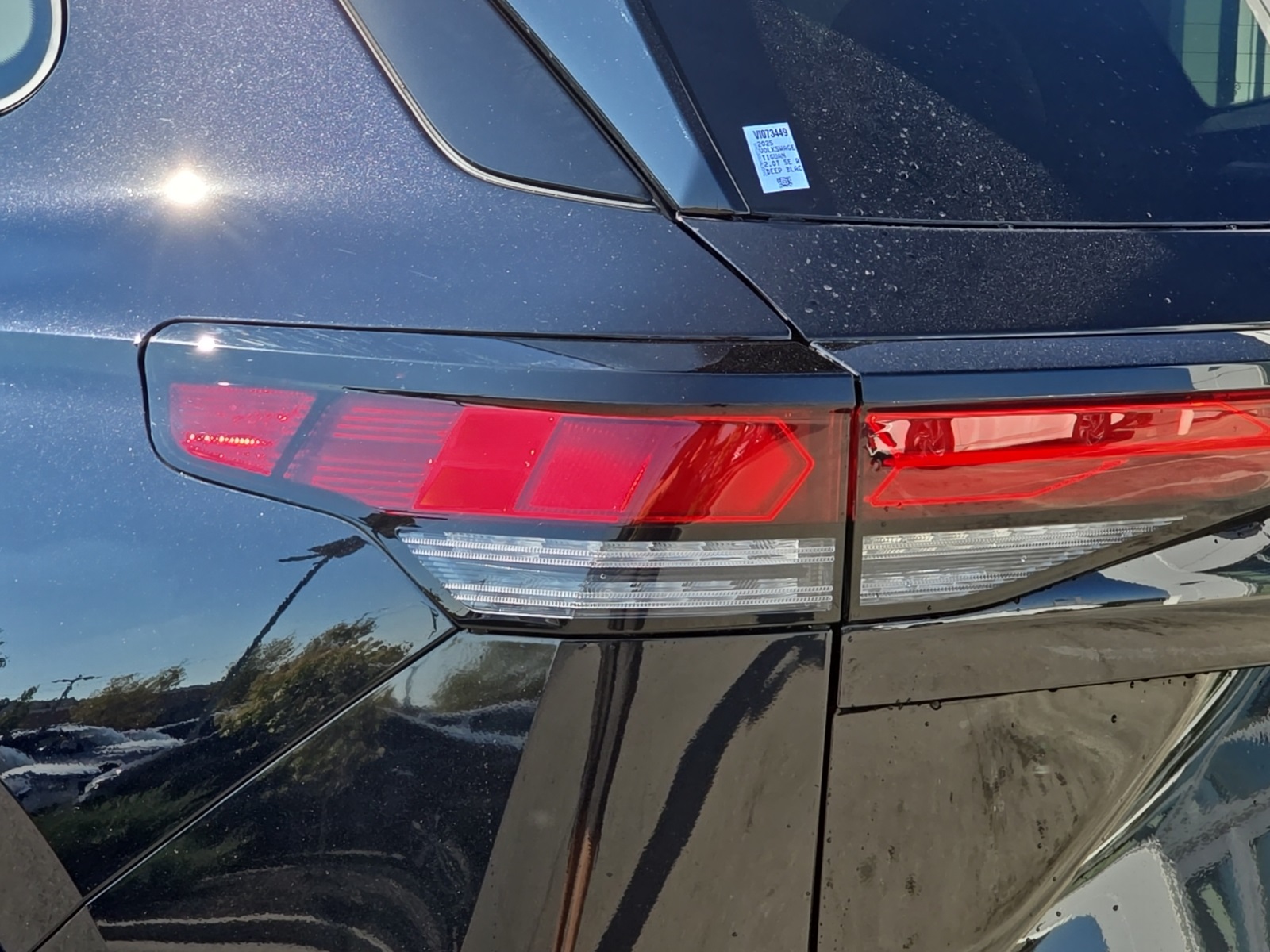 new 2025 Volkswagen Tiguan car, priced at $38,244