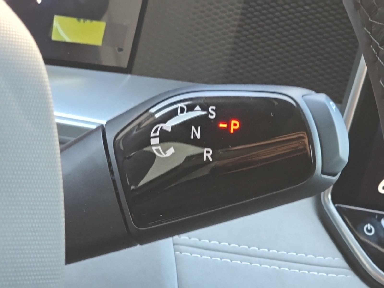 new 2025 Volkswagen Tiguan car, priced at $38,244