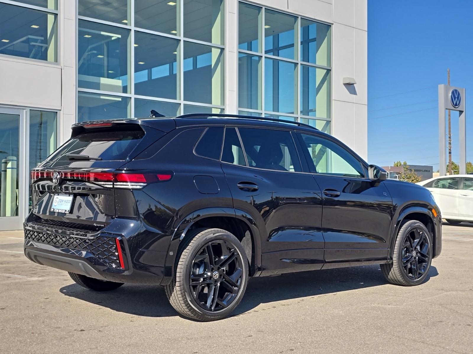 new 2025 Volkswagen Tiguan car, priced at $38,244