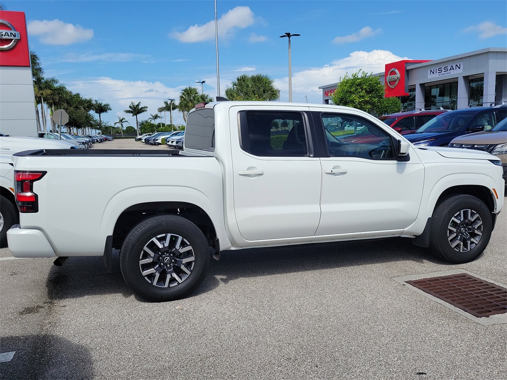 2022 Glacier White Nissan Frontier SV 4X4 Truck