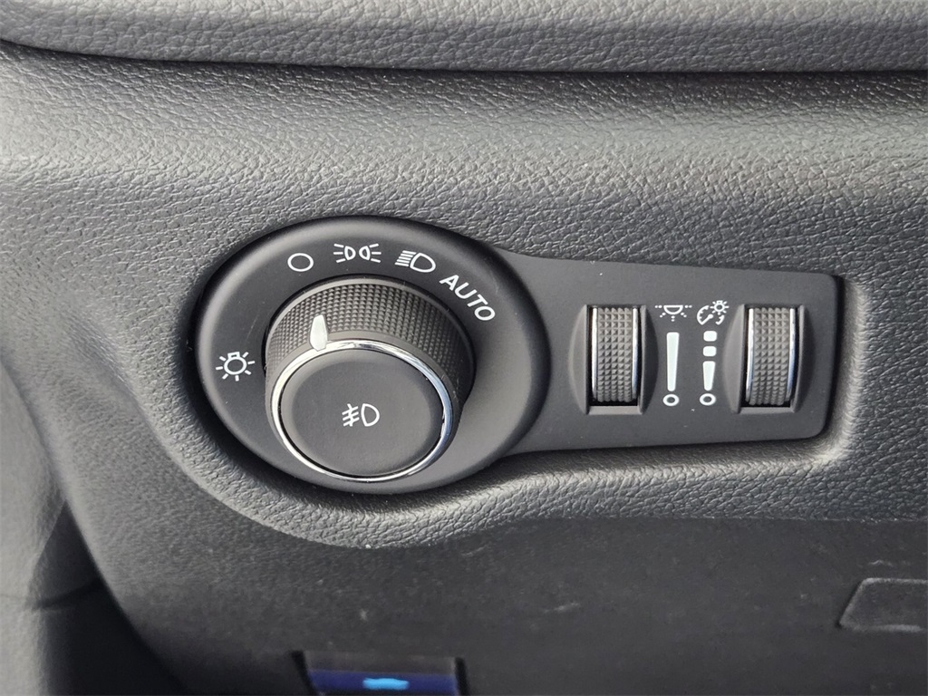 new 2026 Chrysler Pacifica car, priced at $46,100