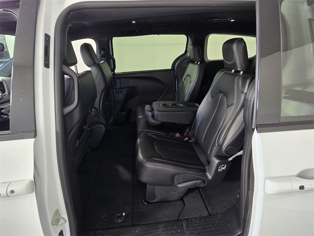 new 2026 Chrysler Pacifica car, priced at $46,100