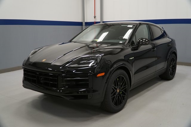2026 Porsche Cayenne E-Hybrid Coupe