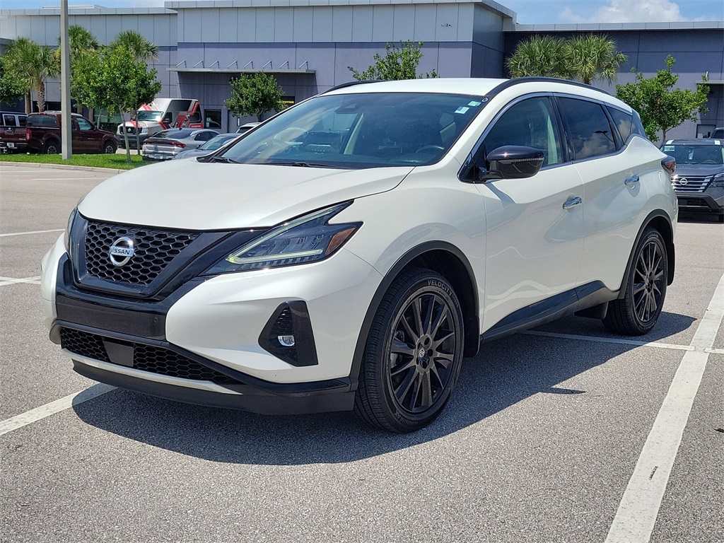 2022 Pearl White Tricoat Nissan Murano SV FWD SUV