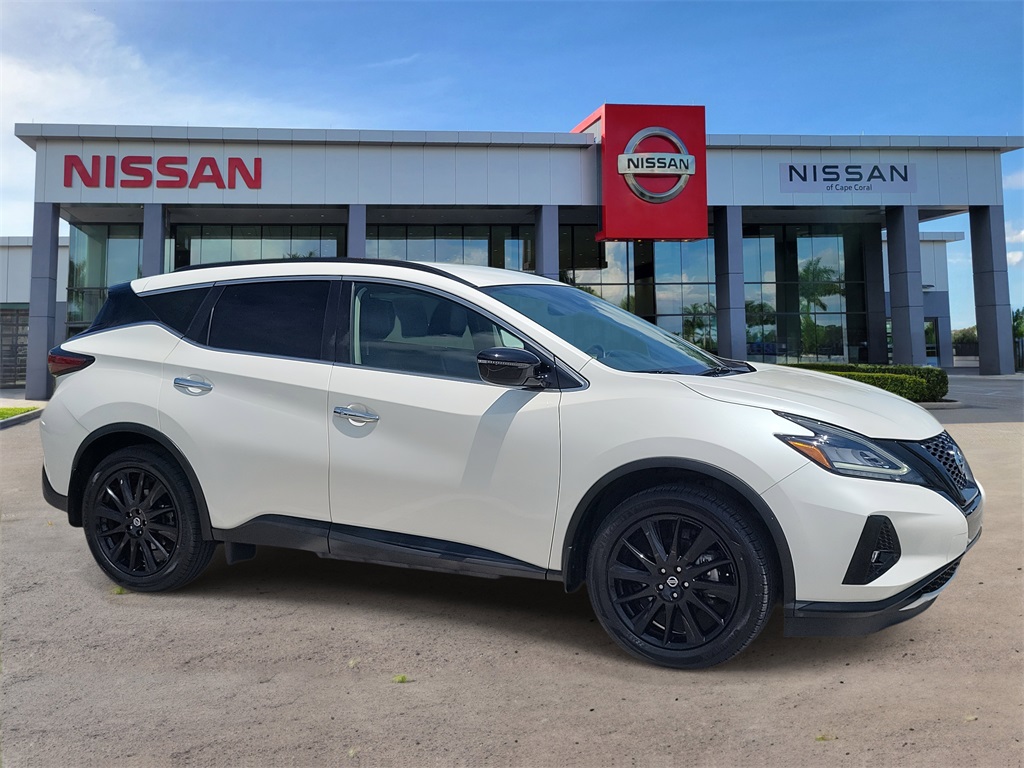 2022 Pearl White Tricoat Nissan Murano SV FWD SUV