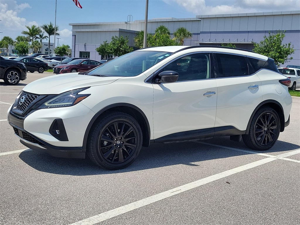 2022 Pearl White Tricoat Nissan Murano SV FWD SUV