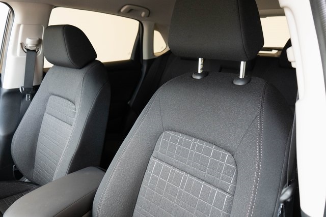 2026 Honda HR-V LX photo 11