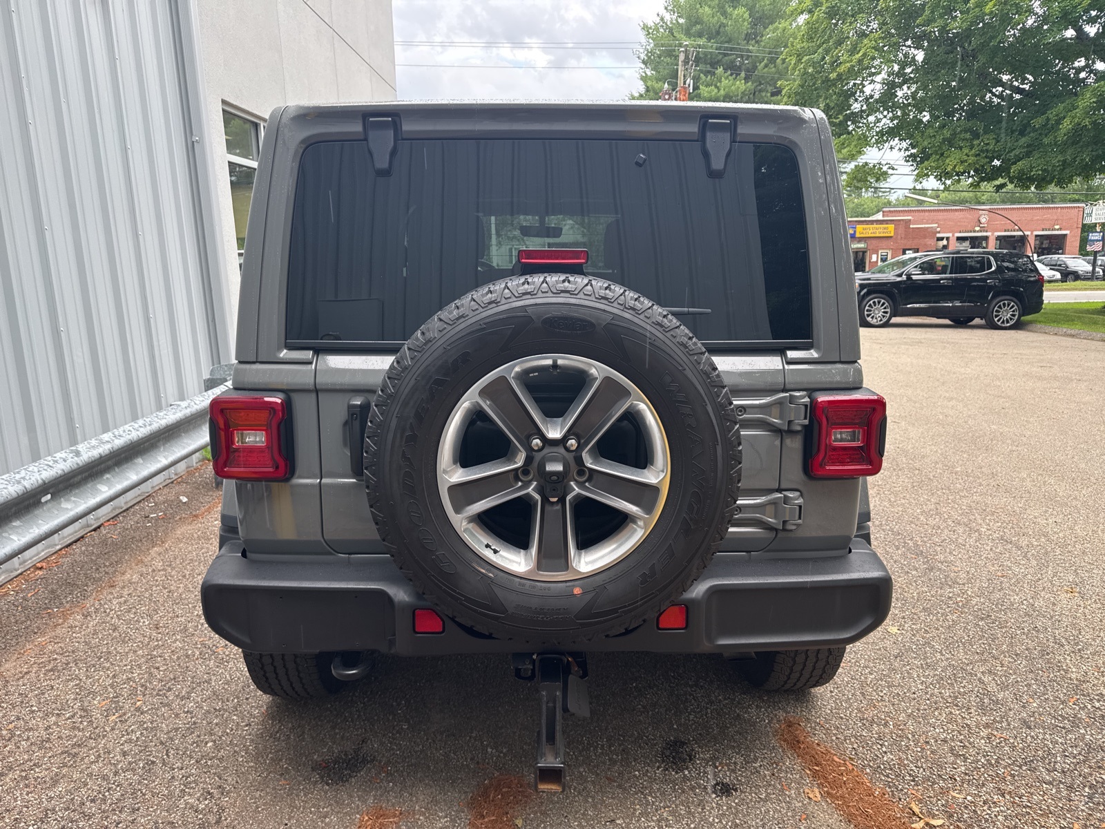 2022 Sting-Gray Clearcoat Jeep Wrangler Unlimited Sahara 4X4 SUV