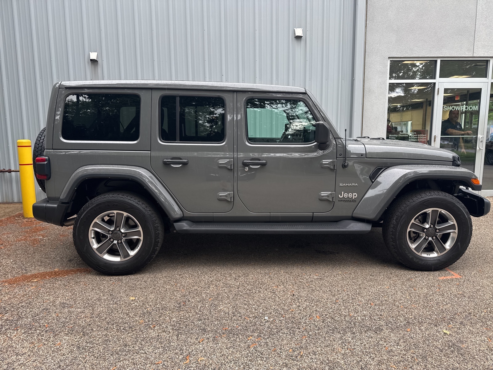 2022 Sting-Gray Clearcoat Jeep Wrangler Unlimited Sahara 4X4 SUV