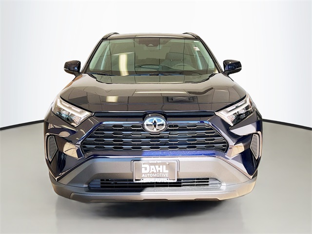 2025 Toyota RAV4 Hybrid XLE photo 2