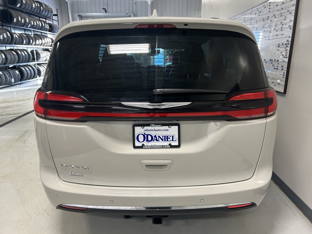 used 2021 Chrysler Pacifica car, priced at $20,799