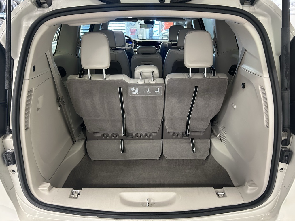 used 2021 Chrysler Pacifica car, priced at $20,799