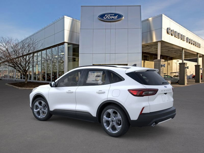 2025 Ford Escape ST-Line photo 4