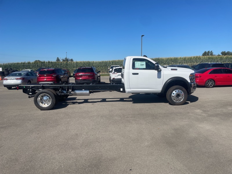 2026 Ram 5500 photo 2
