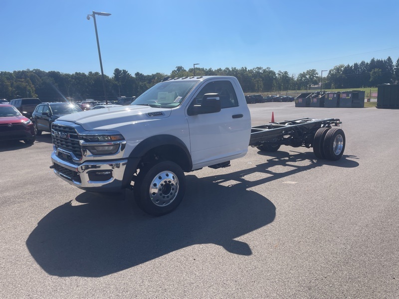 2026 Ram 5500 photo 7