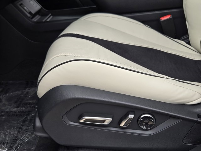 new 2026 Acura RDX car, priced at $52,650