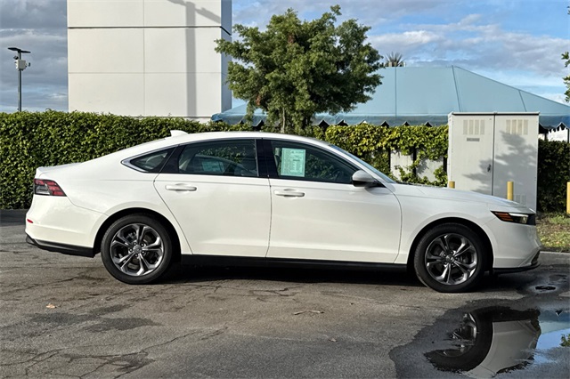 2023 Honda Accord EX photo 3
