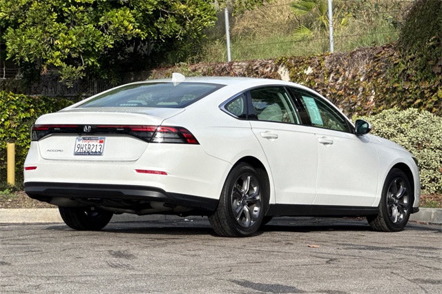 2023 Honda Accord EX photo 4