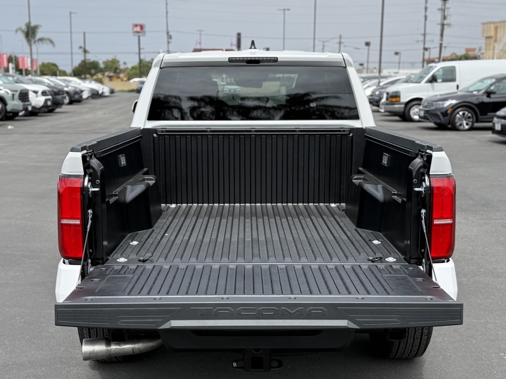 2025 Toyota Tacoma TRD Sport 4x4 Double Cab photo 14