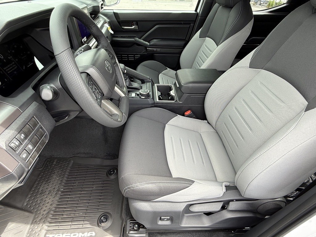 2025 Toyota Tacoma TRD Sport 4x4 Double Cab photo 17