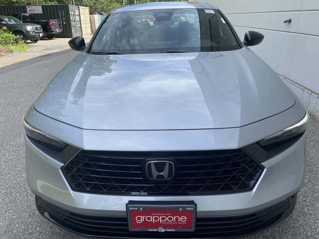 2025 Honda Accord Hybrid Sport-L photo 2