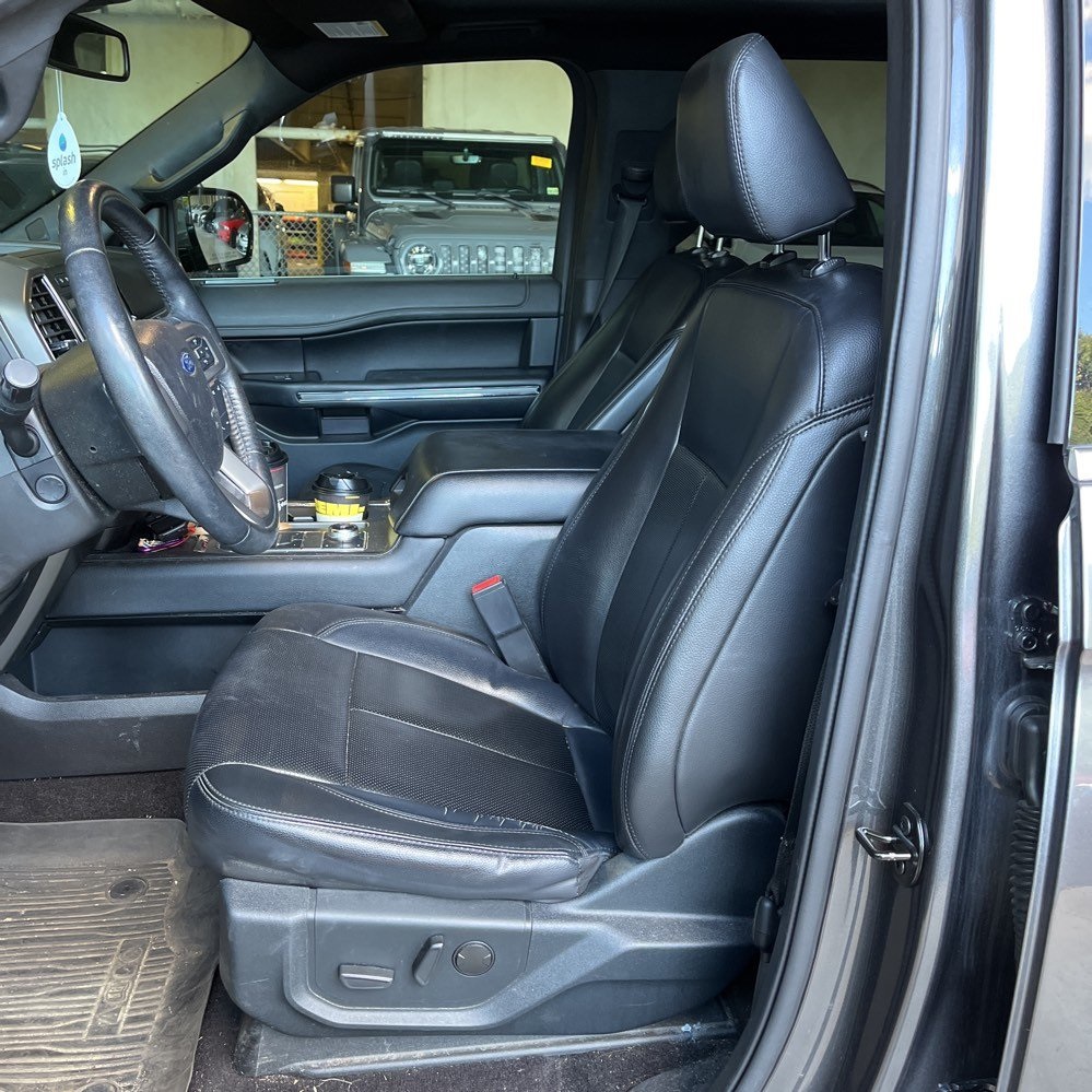 2021 Ford Expedition XLT photo 4