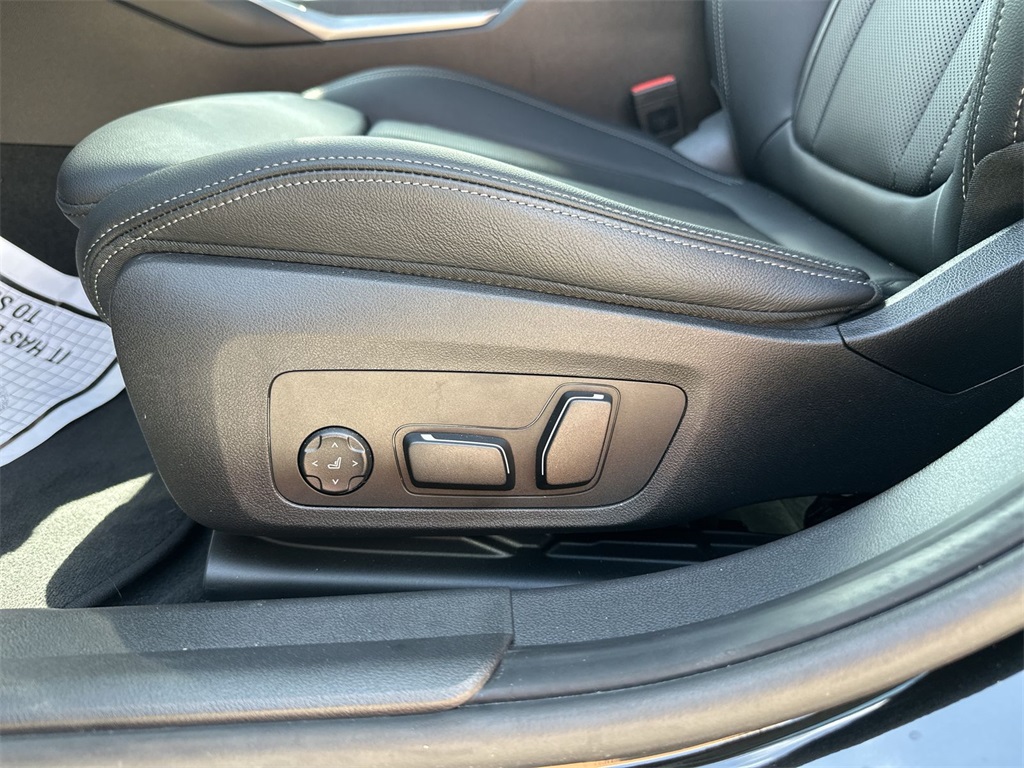 3 Series Sedan 330i xDrive
