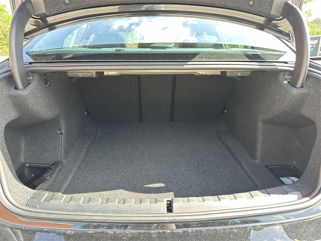 3 Series Sedan 330i xDrive