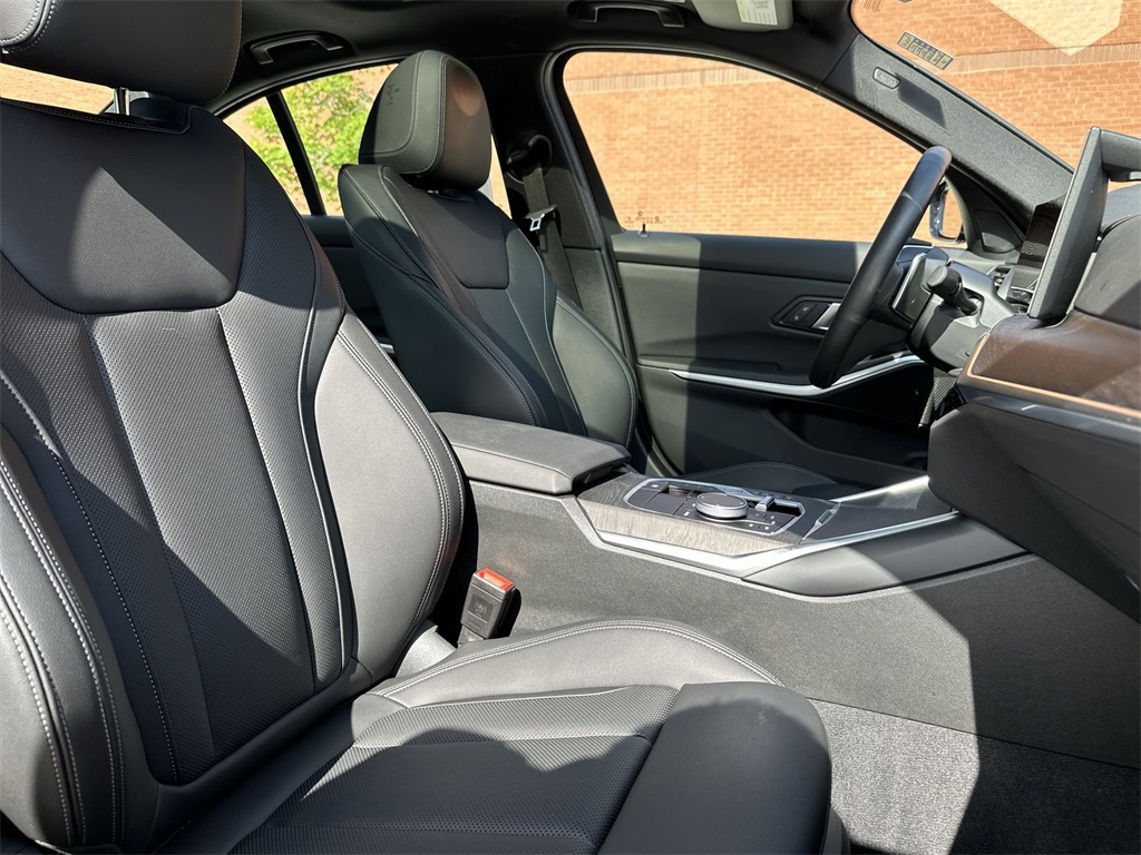 3 Series Sedan 330i xDrive
