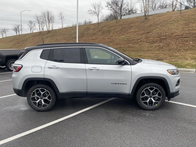new 2026 Jeep Compass car, priced at $27,181