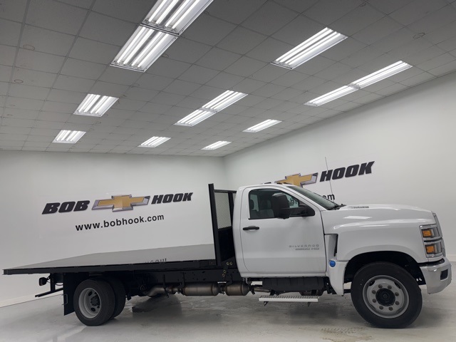 new 2024 Chevrolet Silverado MD car, priced at $53,599