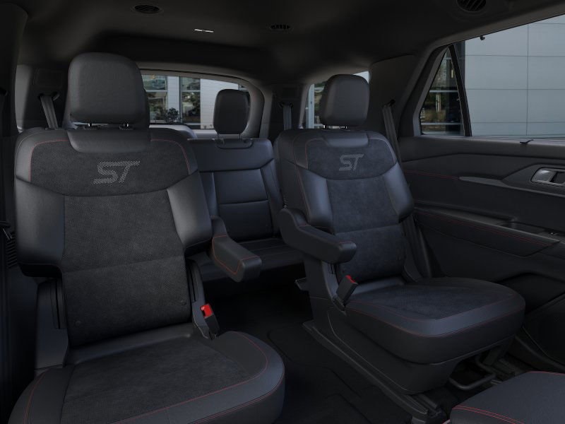 2025 Ford Explorer ST photo 10