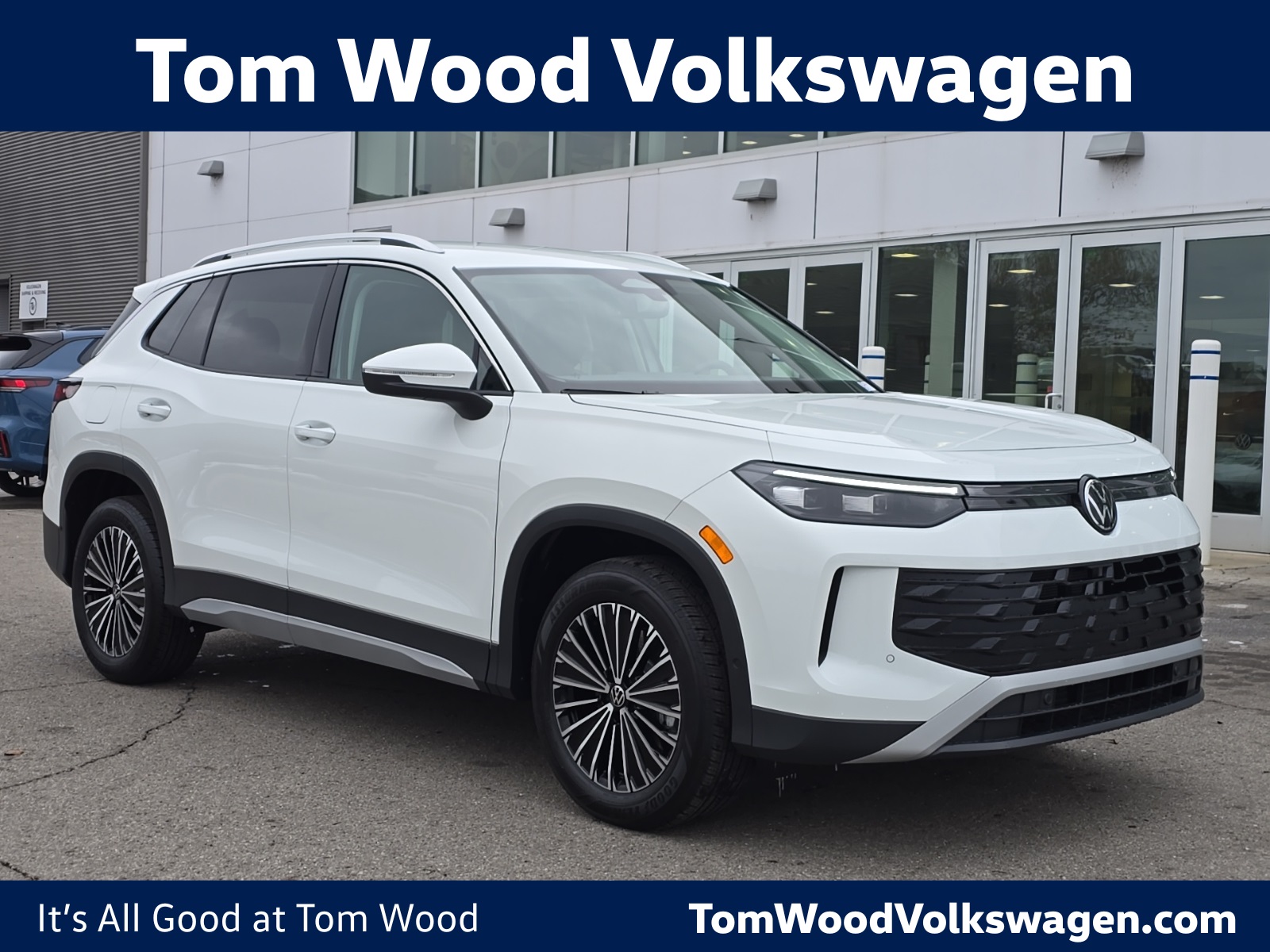 new 2026 Volkswagen Tiguan car, priced at $32,878