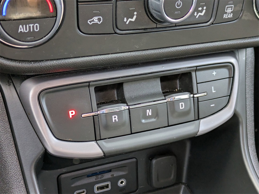 2024 Gmc Terrain AT4 photo 16