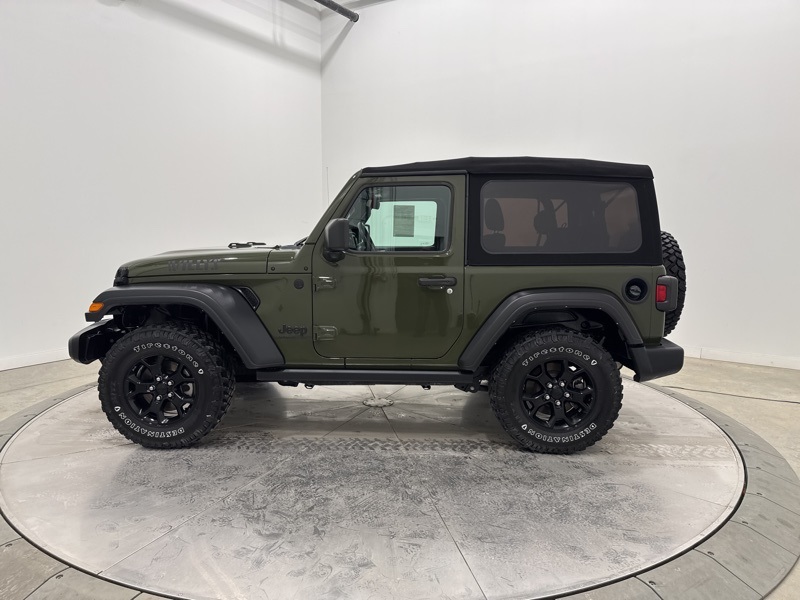 2022 Jeep Wrangler Willys photo 4