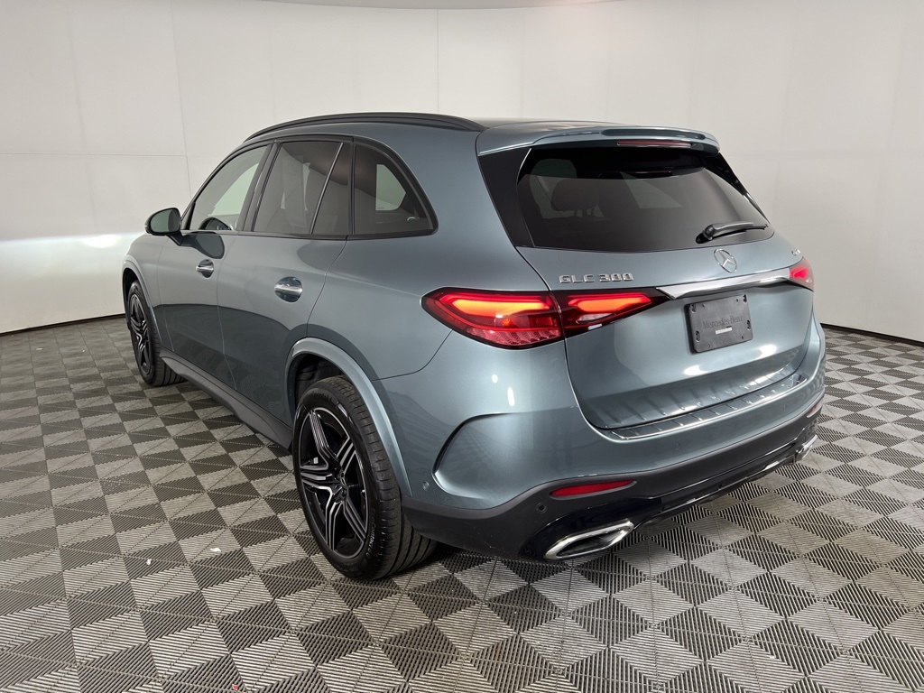 2025 Mercedes Benz GLC 300 4MATIC photo 12