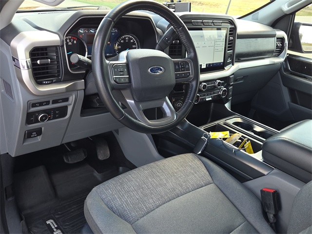 2021 Ford F-150 XLT photo 16
