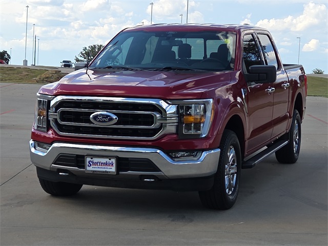 2021 Ford F-150 XLT photo 3