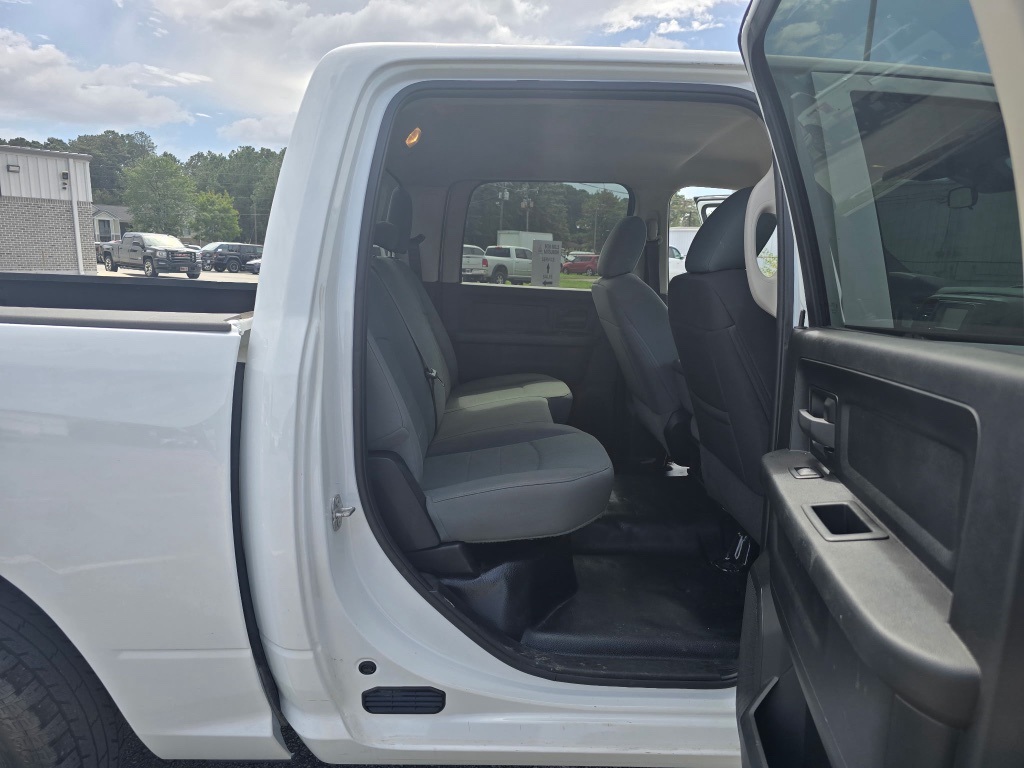 2022 Ram 1500 Classic Tradesman:16949T