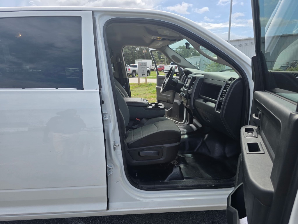 2022 Ram 1500 Classic Tradesman:16949T