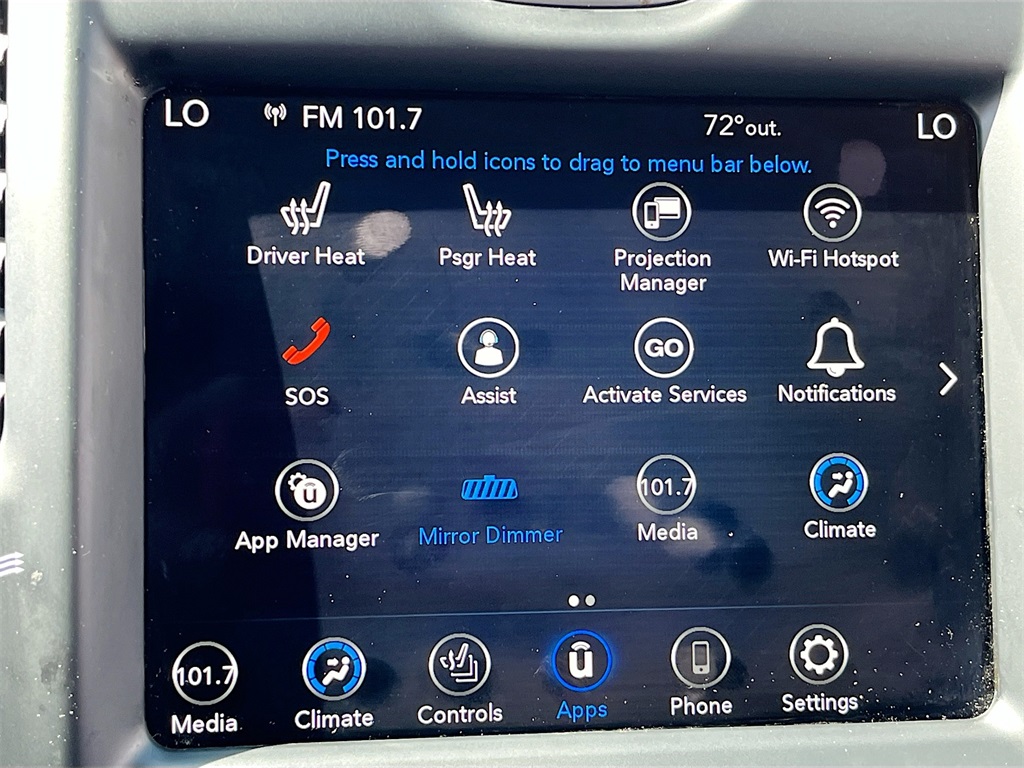 2021 Chrysler 300 Touring photo 9