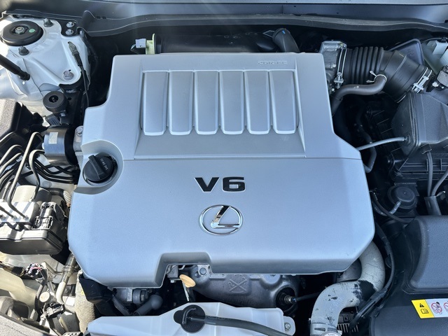2018 White Lexus ES 350 FWD Sedan