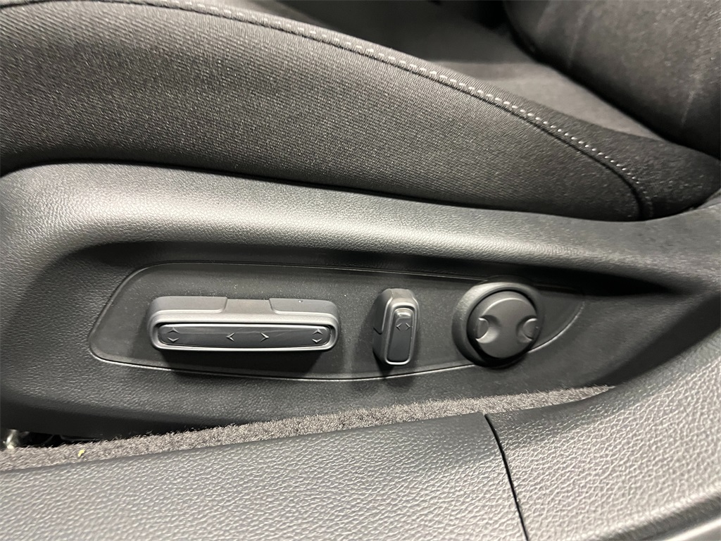 2024 Honda Accord EX  FWD 13