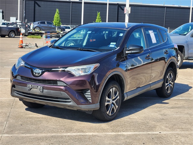 2018 Toyota RAV4 LE photo 2