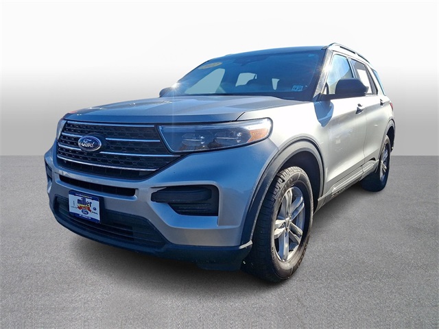 2022 Ford Explorer XLT's photo