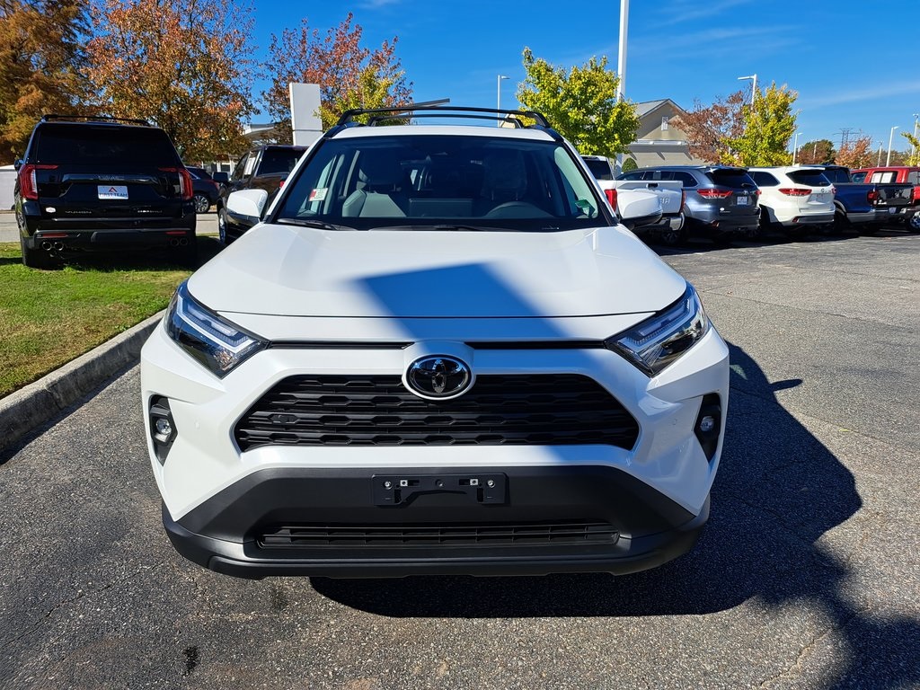 2025 Toyota RAV4 XLE Premium photo 2