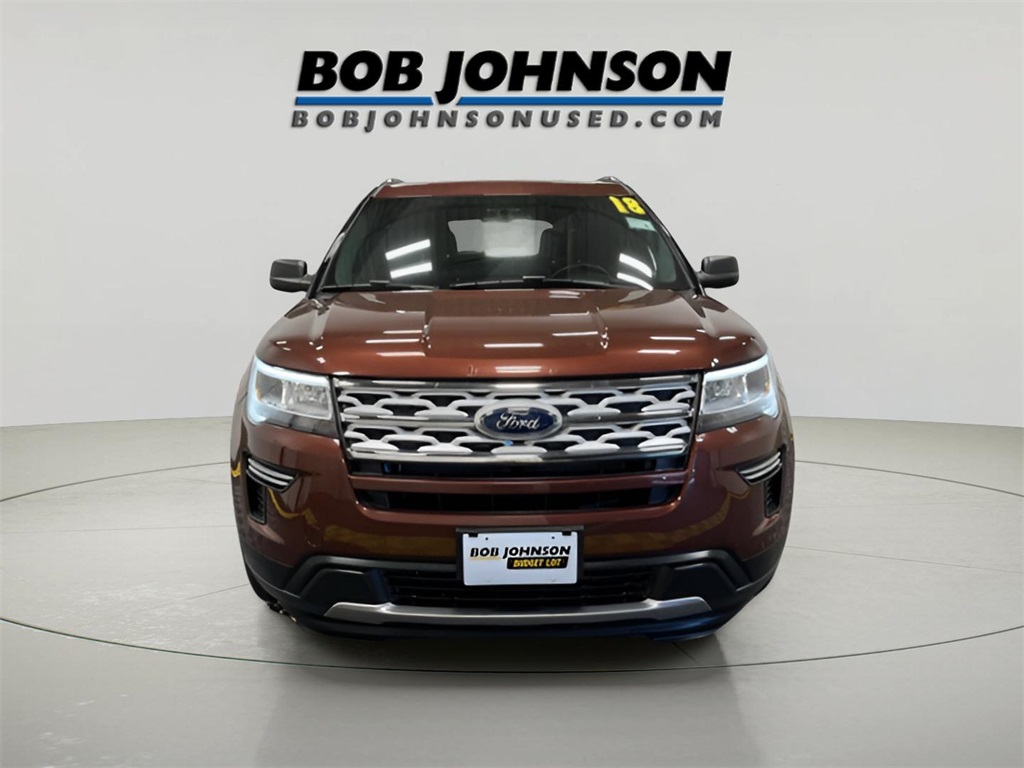 2018 Ford Explorer XLT photo 2