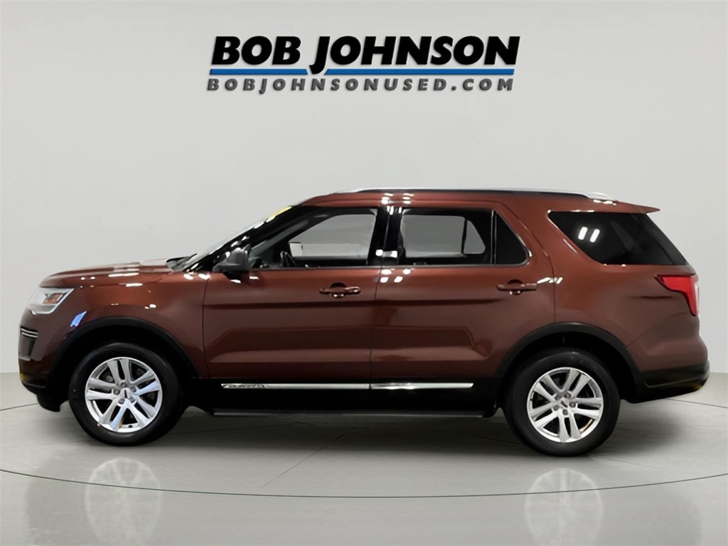 2018 Ford Explorer XLT photo 4